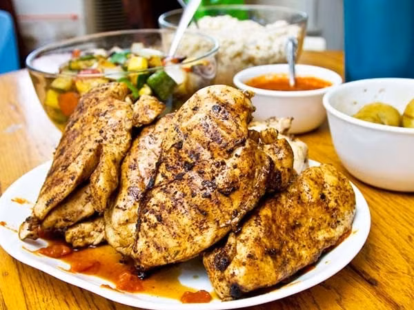 Mối nguy hại khi sử dụng lò vi sóng nấu nướng