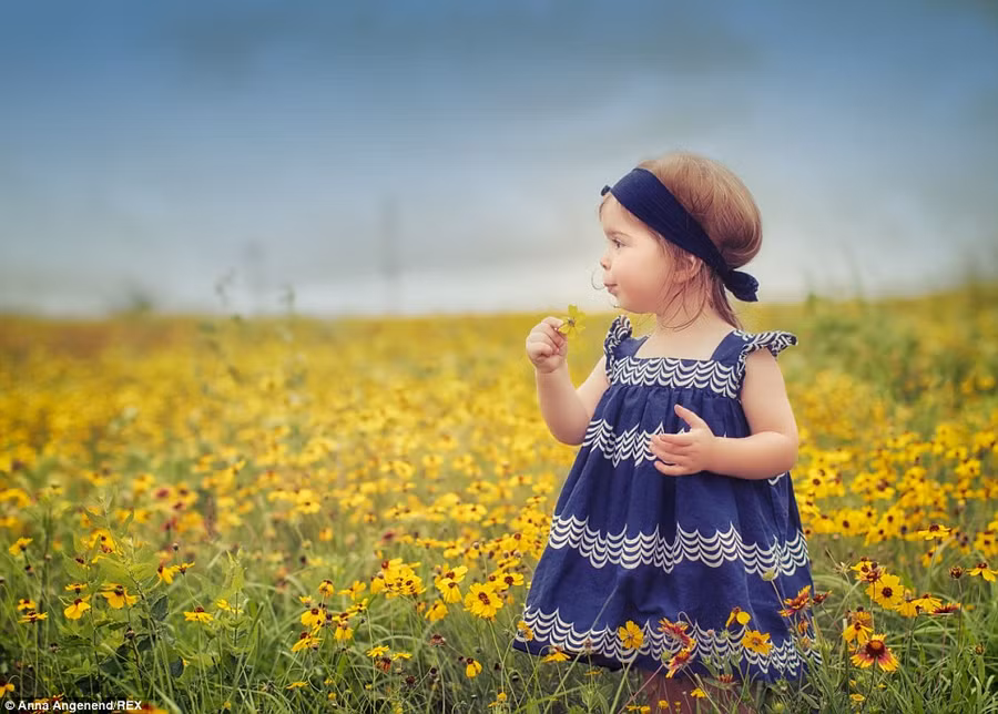 Cuộc sống đảo lộn vì cô con gái hiếu động