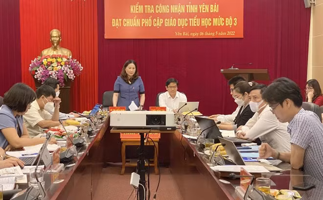 Toàn cảnh hội nghị.