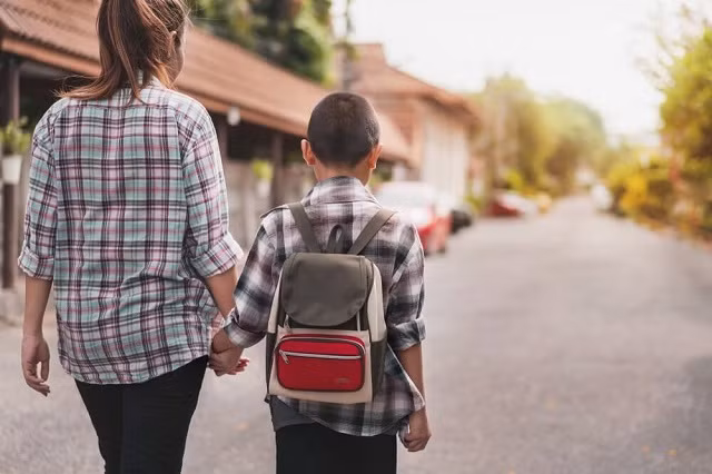 Mối quan hệ tốt đẹp từ gia đình và xã hội sẽ giúp HS trường chuyên đối phó tốt với căng thẳng học tập.