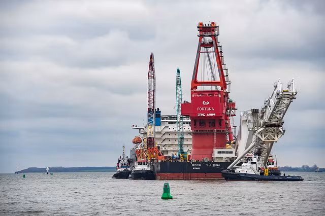 Tàu đặt ống dẫn khí Fortuna tham gia dự án Nord Stream 2.