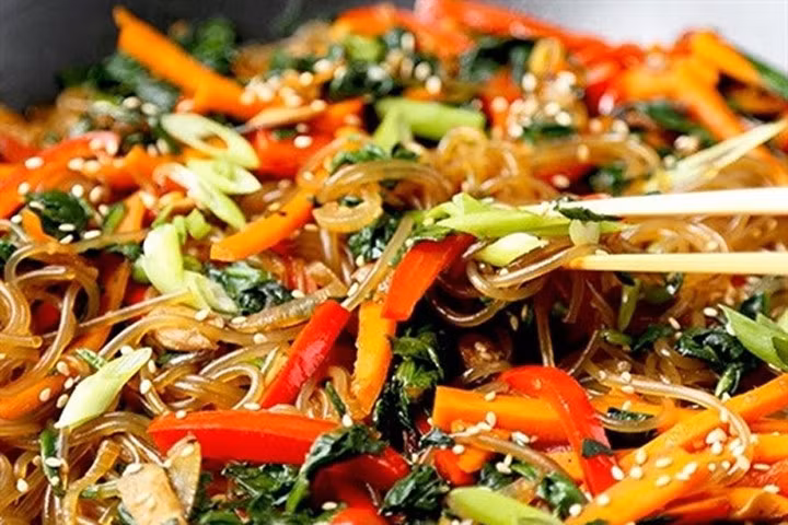 Cách làm miến trộn Hàn Quốc Japchae vừa ngon vừa hấp dẫn