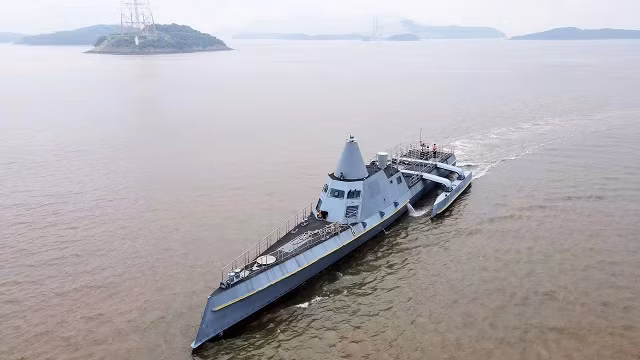 Tàu chiến tàng hình không người lái của Trung Quốc