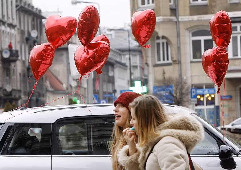 kham pha ngay valentine doc dao cua cac nuoc hinh anh 14
