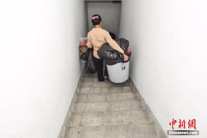 Một ngày làm việc của người sàng lọc ảnh khiêu dâm trên mạng ảnh 6
