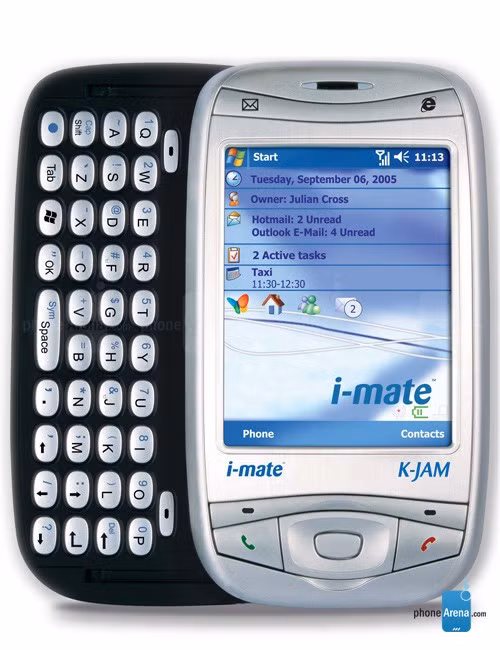 HTC Wizard: Hoặc có tên khác là HTC Prodigy hay HTC P4300. HTC Wizard cũng là một thiết bị chạy Windows Mobile 5.0, với bàn phím QWERTY đầy đủ, màn hình 2,8 inch, độ phân giải 240x320 pixel. Tên thương mại của nó bao gồm: Dopod 838, Cingular 8125, i-mate K-JAM, O2 Xda Mini Pro, Qtek 9100 và T-Mobile MDA.