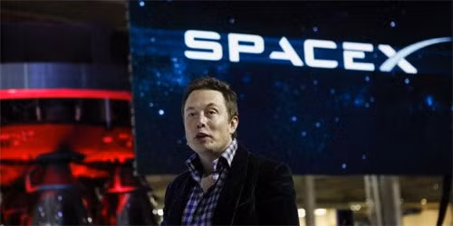 Tỷ phú công nghệ E.Mút-xcơ, ông chủ của SpaceX. Ảnh: AP Tỷ phú công nghệ E.Mút-xcơ, ông chủ của SpaceX. Ảnh: AP