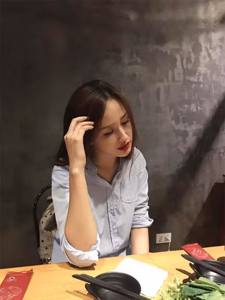 O Han Quoc, Hoa hau Ha Kieu Anh nho nu cuoi hon nhien cua con gai - Anh 8