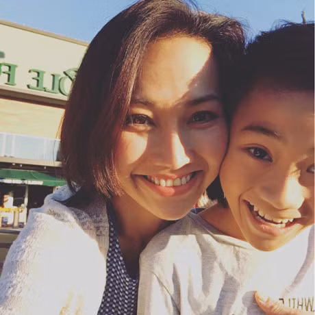 Con gai Kim Hien cang lon cang lem linh - Anh 12