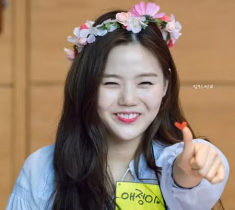 7 than tuong Kpop co nu cuoi xoa tan phien nao - Anh 7