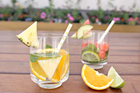 Mach ban cach lam nuoc detox dep da, giai nhiet mua he - Anh 3