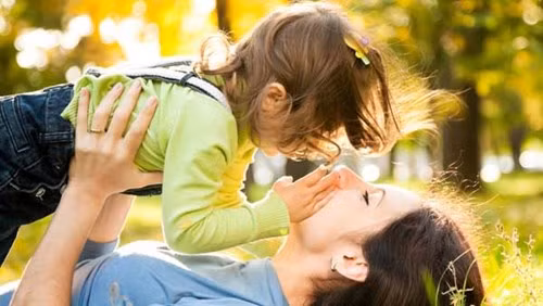 Điều tuyệt vời bạn nhận được khi làm mẹ khiến người khác ghen tị