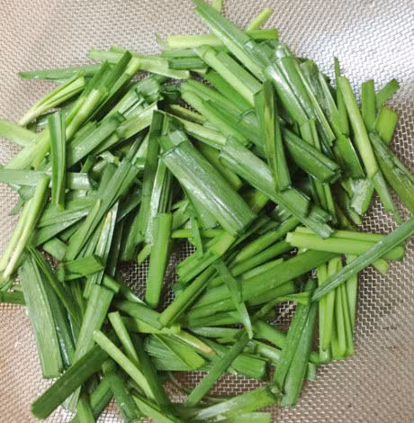 Cach lam dua gia gion ngot, thanh mat giai ngan bua com nhieu thit - Anh 3
