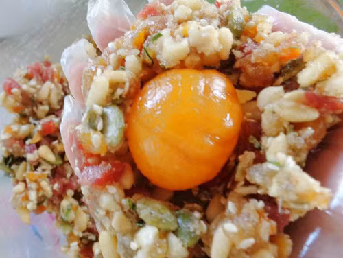 Bánh Trung thu nhân mứt khô trứng muối - 7