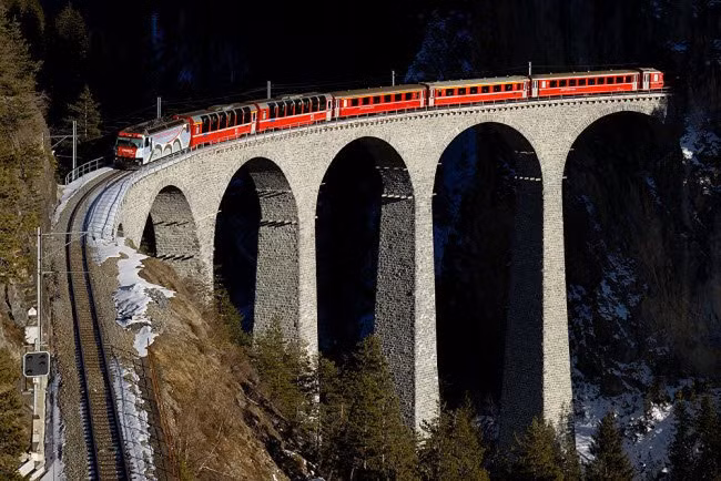 ve dep nhu mo cua 16 cay cau tren the gioi hinh anh 15