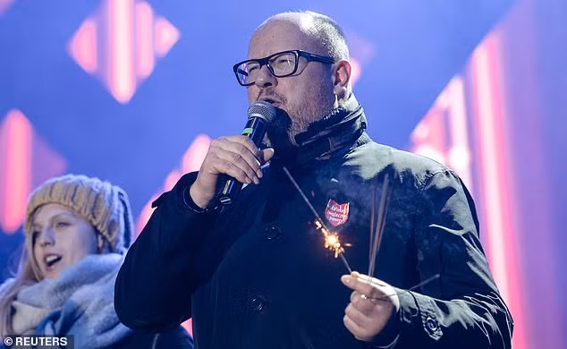 Thị trưởng Pawel Adamowicz