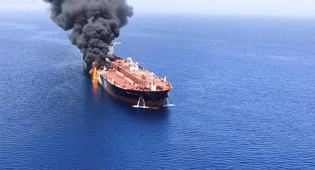 Iran bác cáo buộc đứng sau vụ tấn công tàu dầu trên vịnh Oman