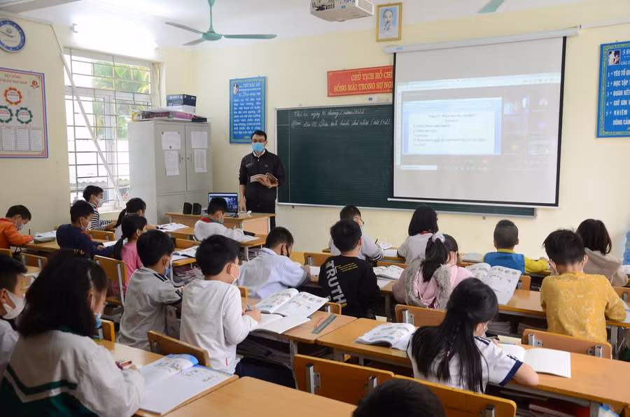 F0 liên tục gia tăng, hiện nhiều trường học Điện Biên liên tục điều chỉnh lịch và phương pháp dạy học phù hợp.