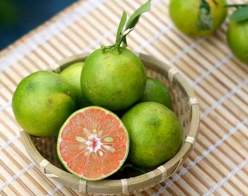 Chanh đào làm mặt nạ trị sẹo rất tốt.