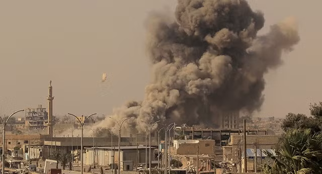 Một cuộc tấn công của Quân đội Syria tại Raqqa.