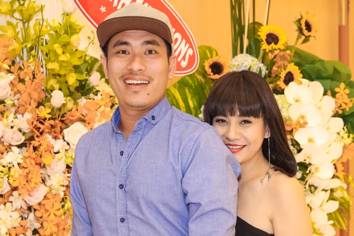 Cát Phượng và bạn trai kém 8 tuổi dự tiệc của Phan Đinh Tùng