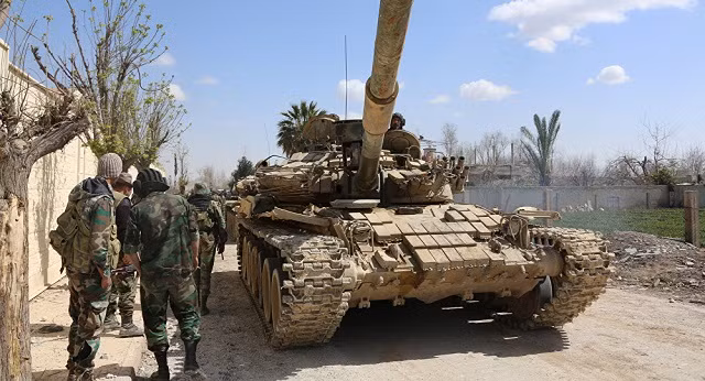Xe tăng của lực lượng chính phủ Syria ở Đông Ghouta