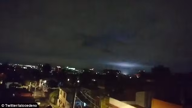 Ánh sáng xảy ra khi động đất có thể từ một số loại đá nhất định