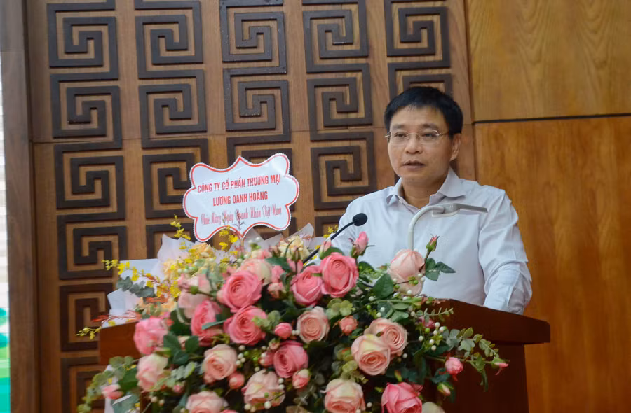 Bí thư Tỉnh ủy Điện Biên - Nguyễn Văn Thắng phát biểu ghi nhận, biểu dương các doanh nhân.