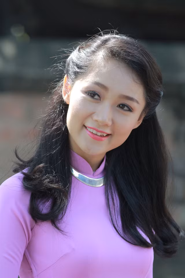 Nguyễn Thu Hà là gương mặt quen thuộc với những khán giả theo dõi bản tin Chào buổi sáng phát sóng trên VTV1.