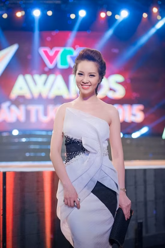 Á hậu Thụy Vân, MC, sao Việt, hoa hậu, vietnamnet