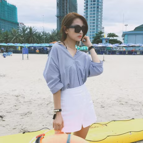 Choang hinh anh doi thuong nhi nhanh cua MC Mu Tat -Huyen Trang - Anh 15