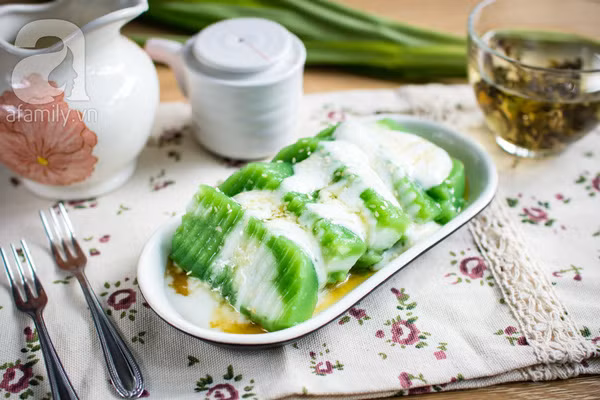 Vào bếp làm ngay bánh đúc lá dứa nổi tiếng Sài Thành