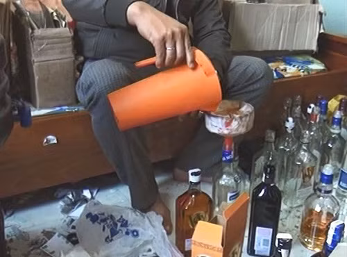 Rượu giả 