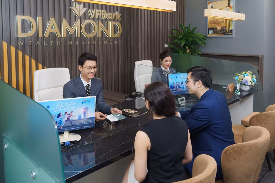 VPBank tái định vị thương hiệu từ các phòng giao dịch ảnh 6