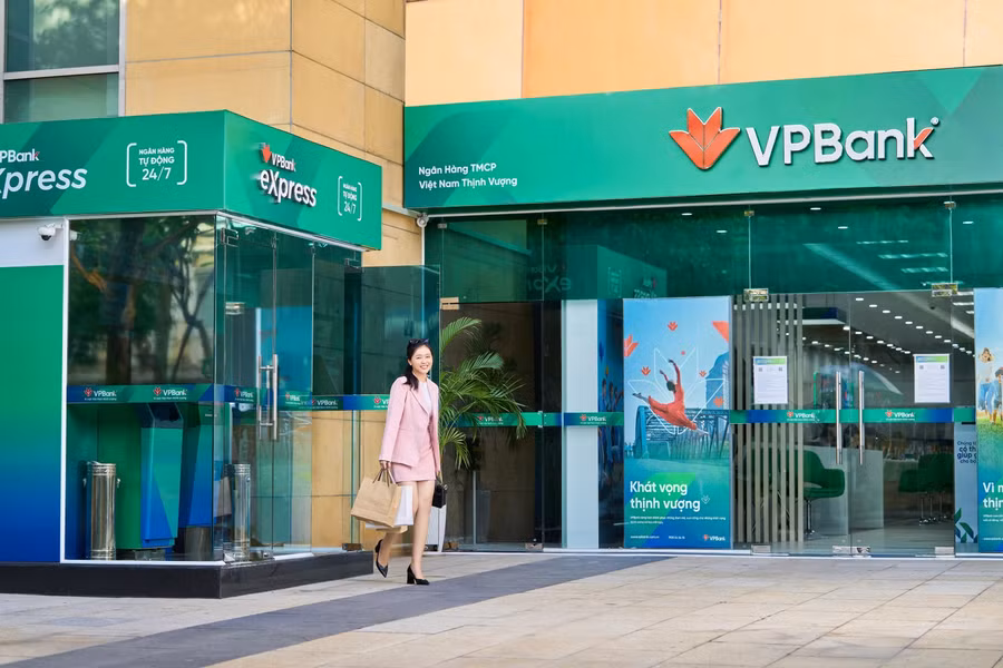 VPBank tái định vị thương hiệu từ các phòng giao dịch ảnh 8