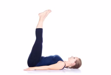 8 bai tap yoga giup dang thon, mai toc chac khoe