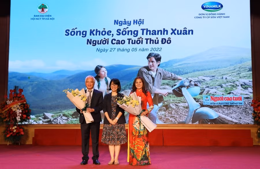 Vinamilk đồng hành cùng người cao tuổi lan tỏa thông điệp“sống khỏe, sống thanh xuân” ảnh 6