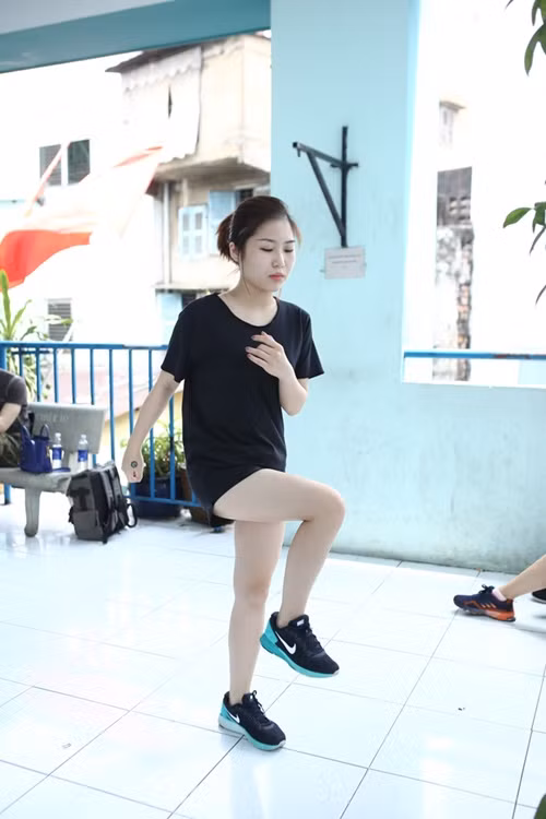 huong tram hoi hop truoc gio tai ngo tinh cu bui anh tuan - 6