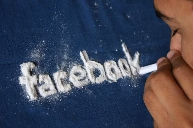 Tâm sự: Bạn không thể nào thoát khỏi Facebook! ảnh 2