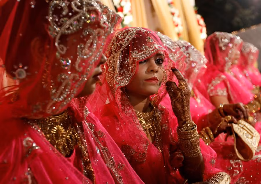 Một lễ cưới tập thể của đạo Hồi ở Mumbai, Ấn Độ Một lễ cưới tập thể của đạo Hồi ở Mumbai, Ấn Độ