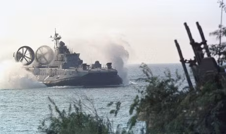 Ngam lo tau chien 
