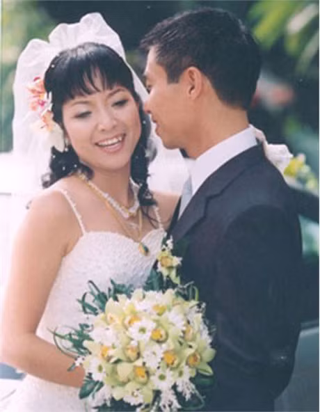 MC Thao Van va cuoc song lam me don than, doi dien benh tat - Anh 1