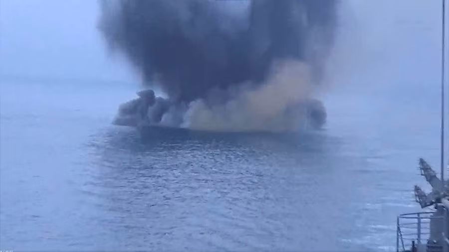 Video đẩy lùi cuộc tấn công tàu Hạm đội Biển Đen tại eo Bosphorus