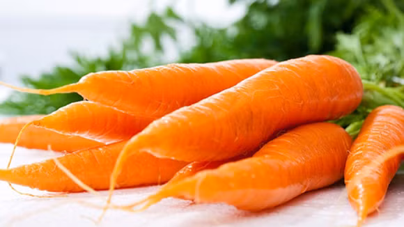 Độ ngọt tự nhiên trong cà rốt sẽ giúp cân bằng vị cho món ăn mà không cần dùng đến đường. ăn