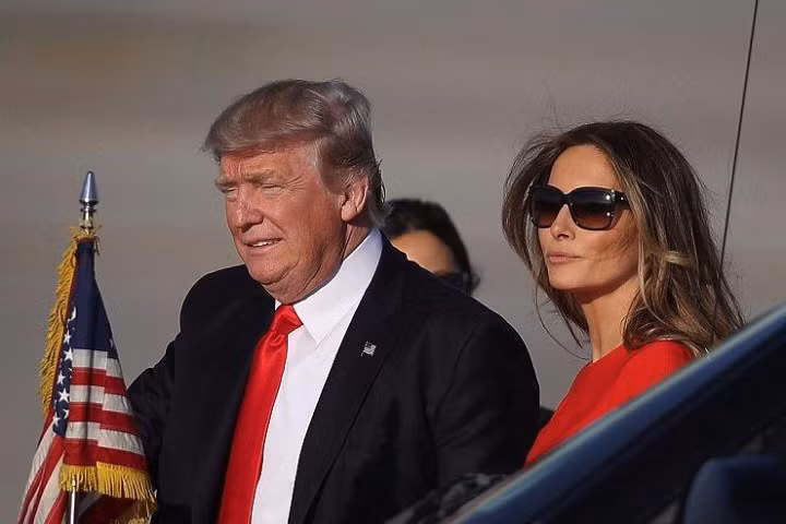 Nhà Trump mỗi người một nơi, mật vụ Mỹ "chạy theo đứt hơi"