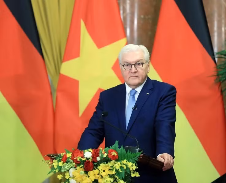 Tổng thống CHLB Đức Frank-Walter Steinmeier phát biểu tại cuộc gặp gỡ báo chí. (Ảnh: Thống Nhất/TTXVN)