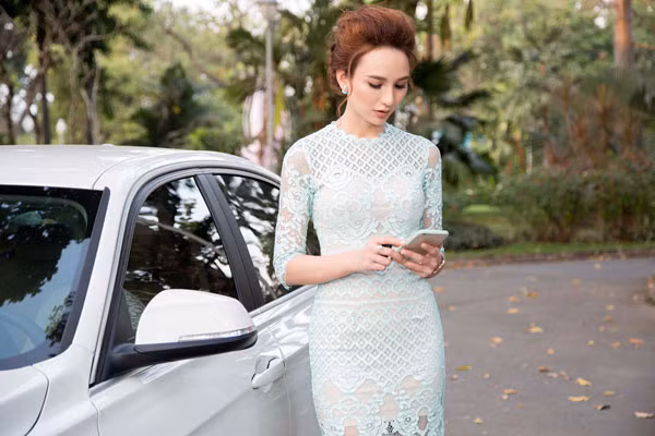Ngọc Diễm tự sắm ô tô sau nhiều năm dành dụm ảnh 4