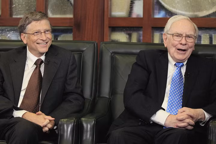 Warren Buffett: Nước Mỹ được nhờ phúc từ những người nhập cư