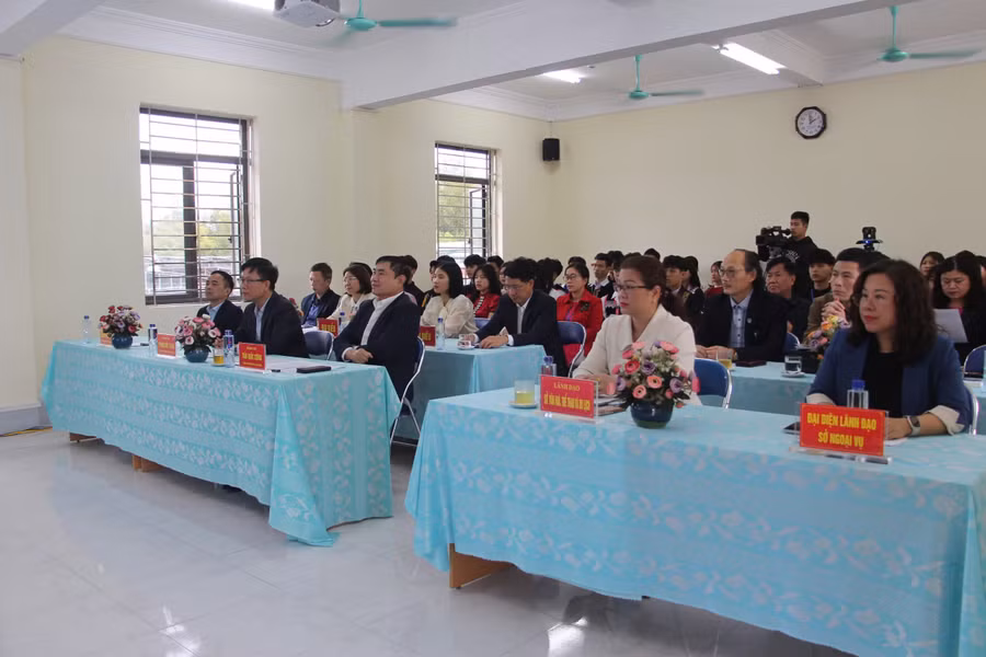 trai-he-lien-bang-nga-1.jpg