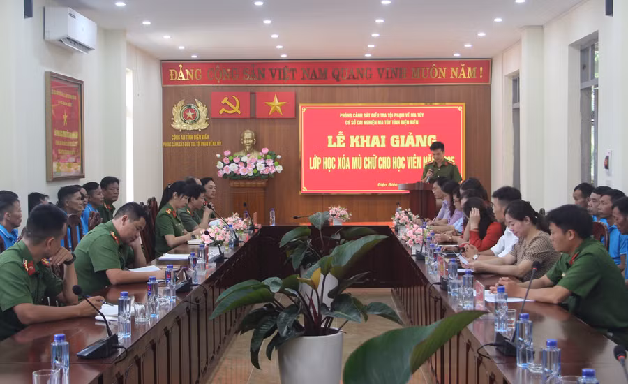 Quang cảnh buổi lễ. 